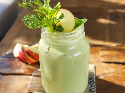 Frullato detox mela e sedano: un elisir di benessere!