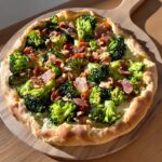 Torta salata con broccoli e pancetta