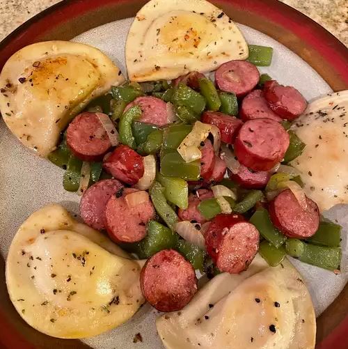 Kielbasa e Peperoni Deliziosi